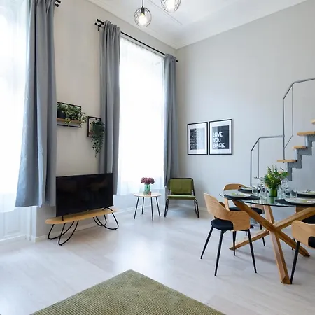 Holidays Chic * Budapeste